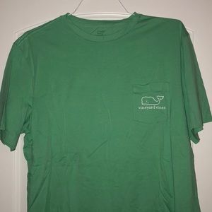 Green short sleeve Vineyard Vines T-shirt